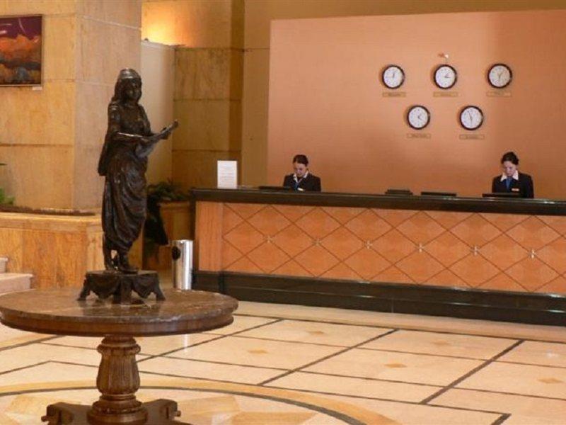 Ramada Plaza Astana Hotel Kültér fotó